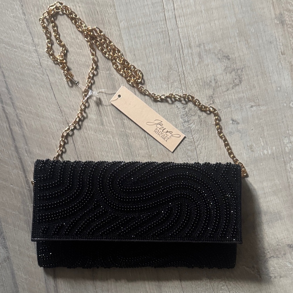 Elegant Black Evening Clutch with Chain Strap - Picture 4 of 4